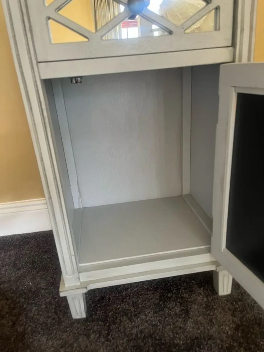 Gray bedside locker - Image 2