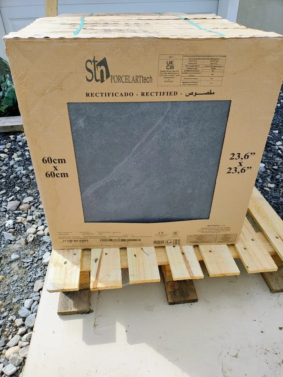 Maverick Anthracite Paving Tiles - Image 1