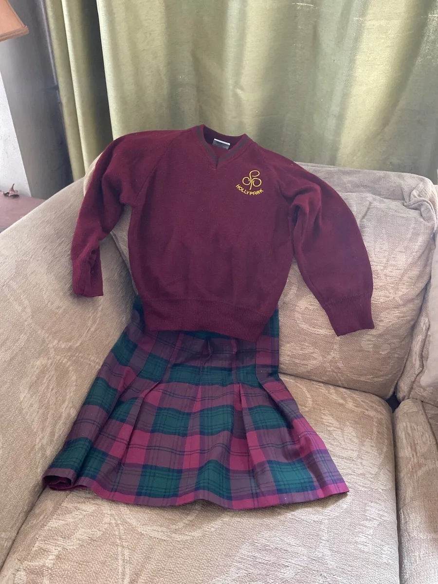 Hollypark jumper and skirt - Image 1
