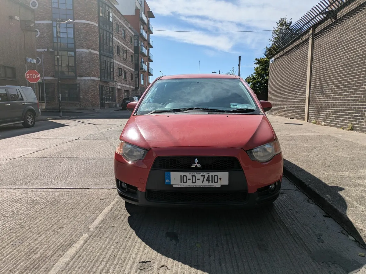 Red Mitsubishi Colt 2010 - Image 3