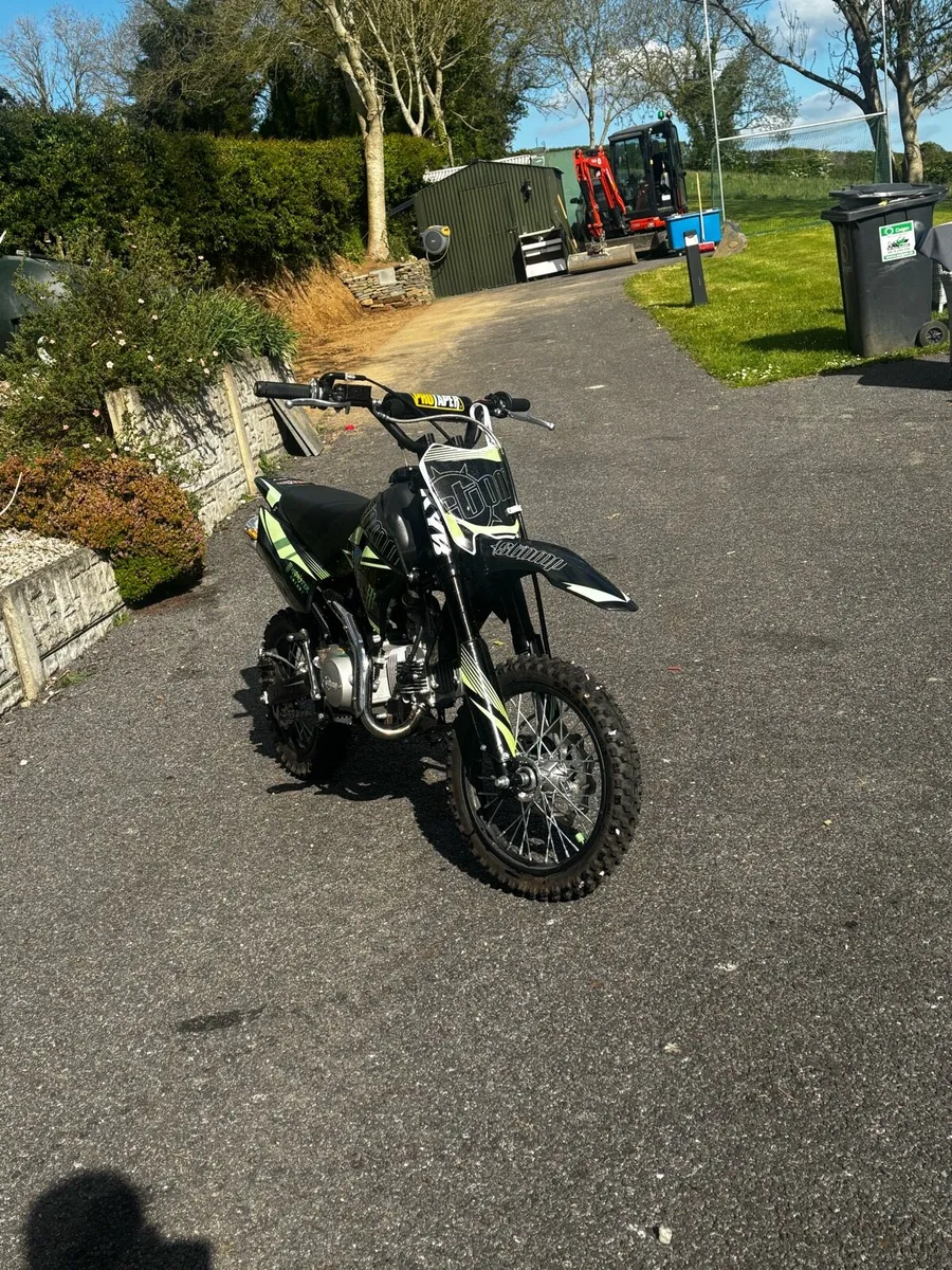 Stomp 120r pitbike - Image 1