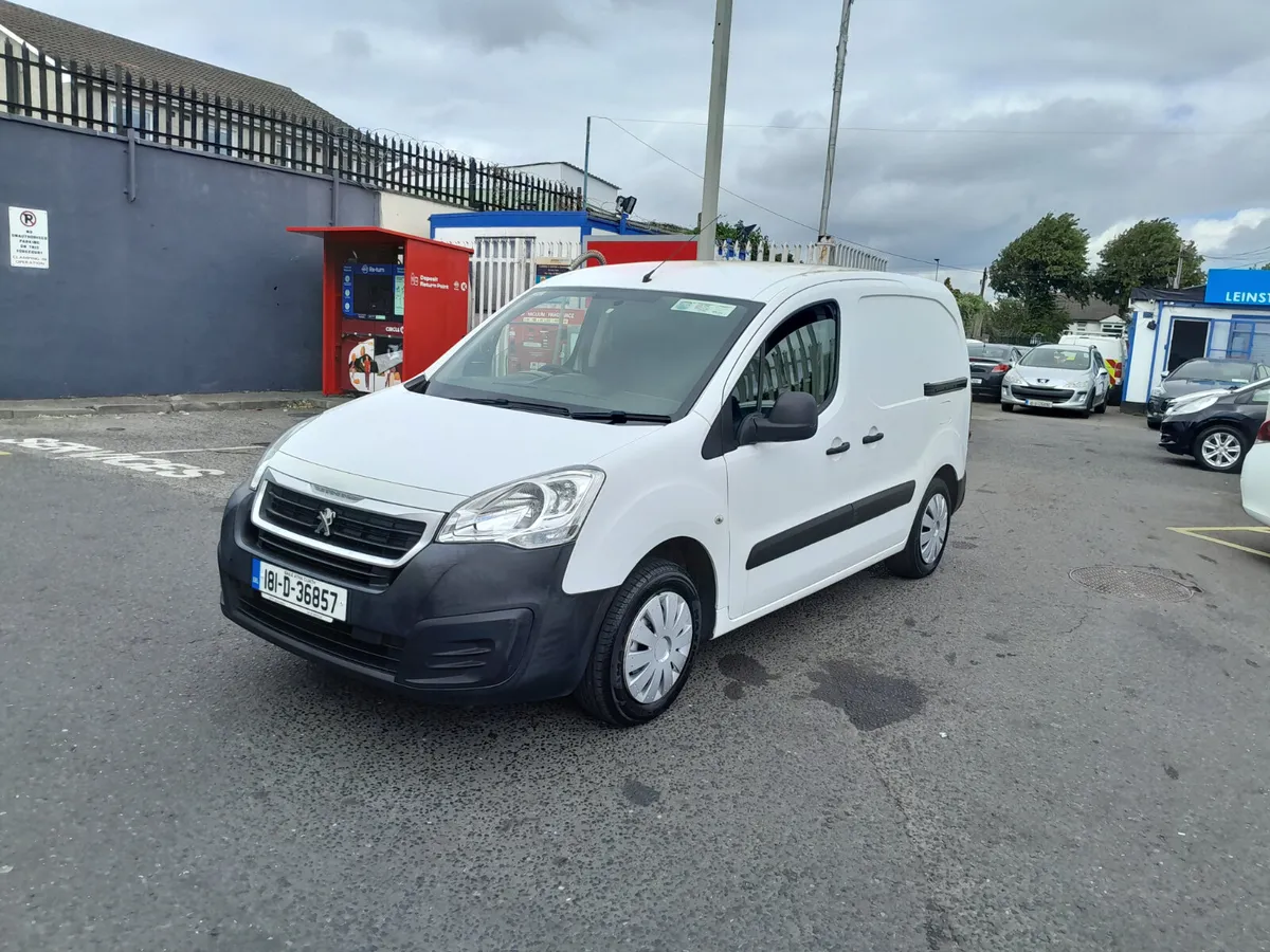 Peugeot Partner 2018 only 115,000 kms - Image 3