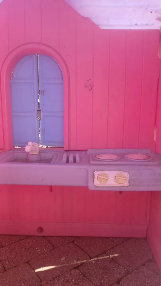 Little Tikes Country Cottage playhouse Pink - Image 2