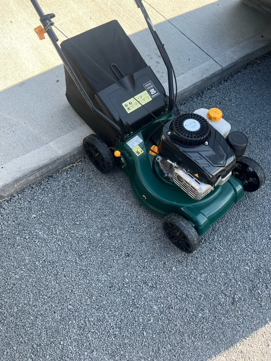 Lawnmower - Image 4