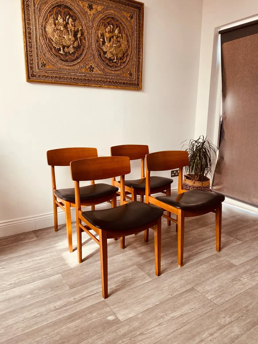 Mid Century Dining Chairs x 4 - Image 3