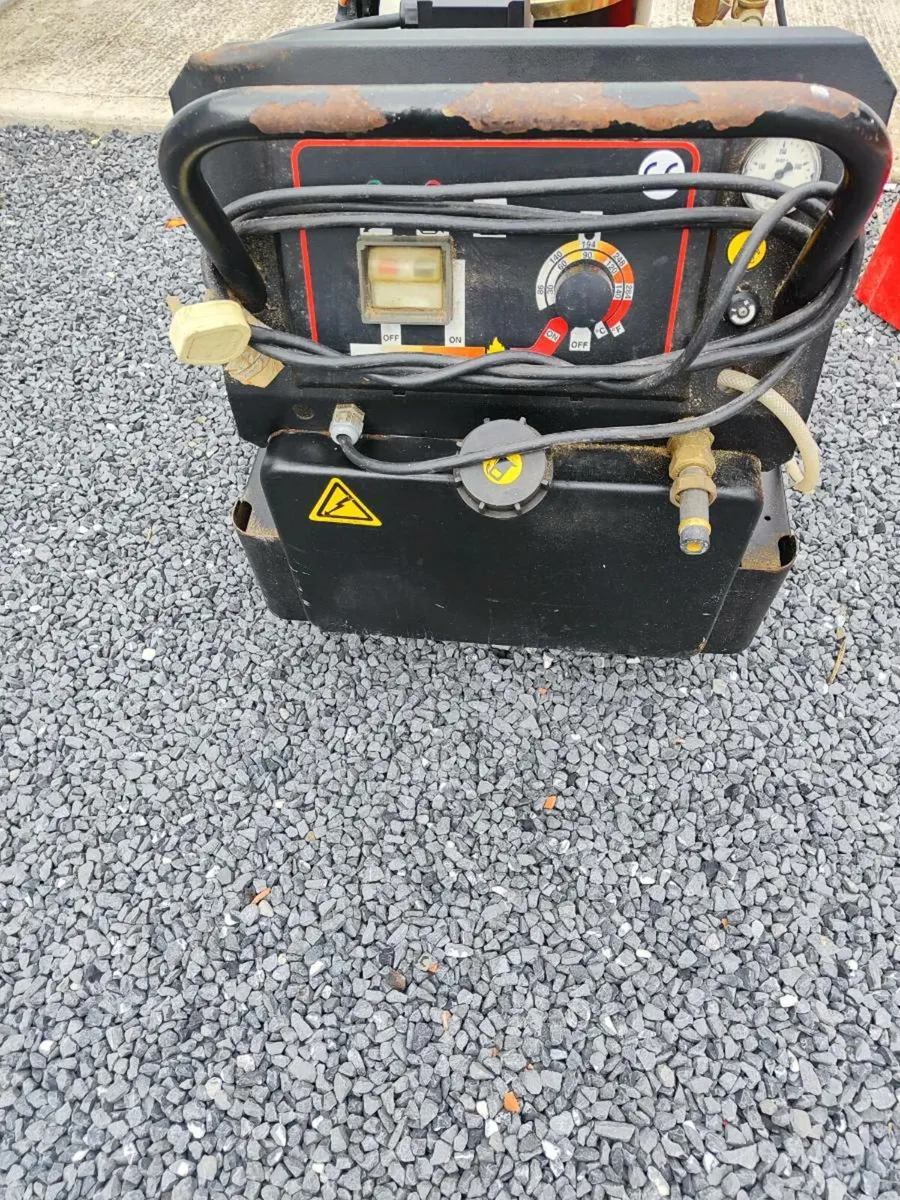 Power washer - Image 2