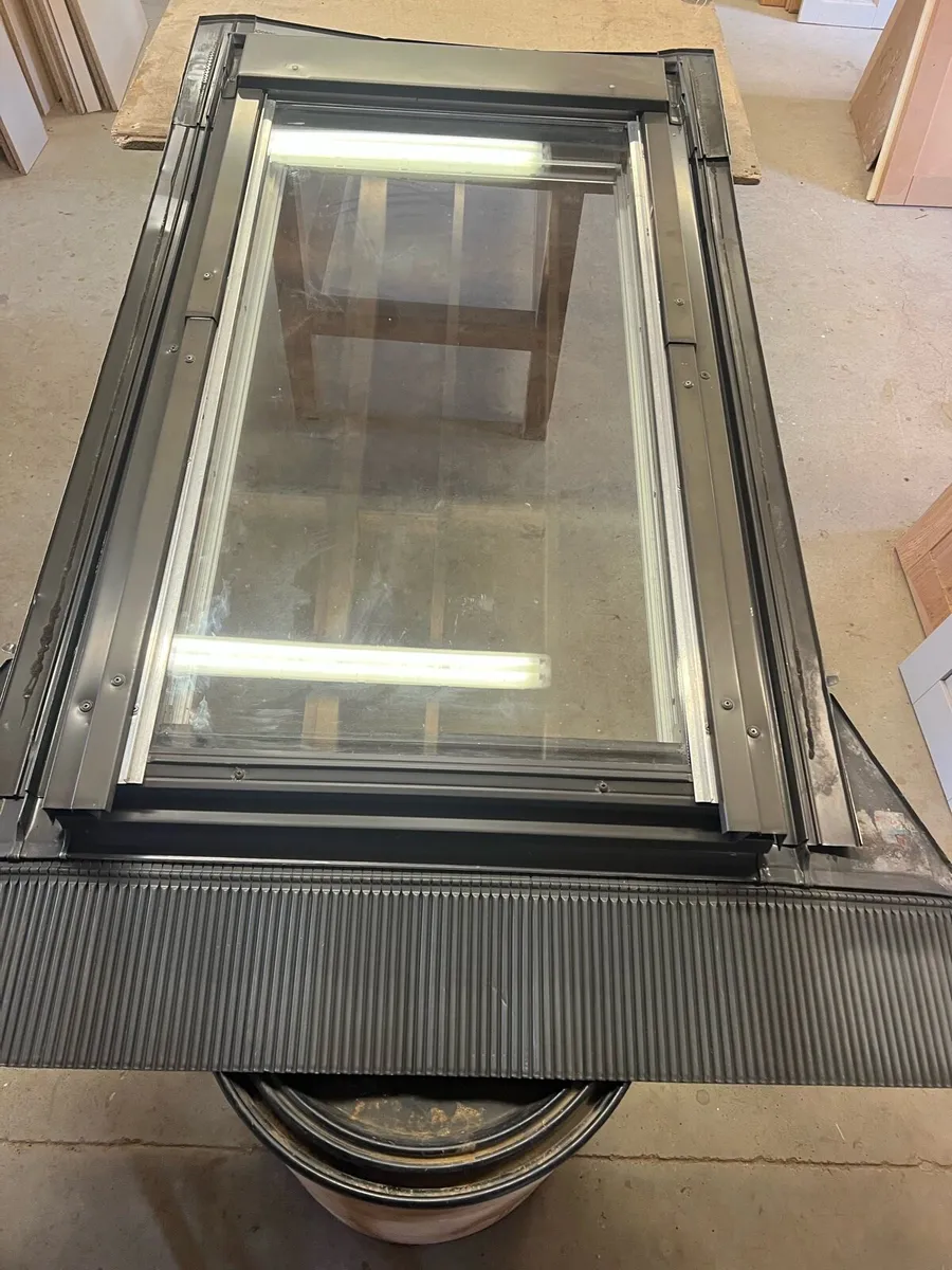 Velux window - Image 1