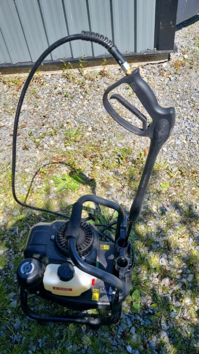 Petrol power washer - Image 3
