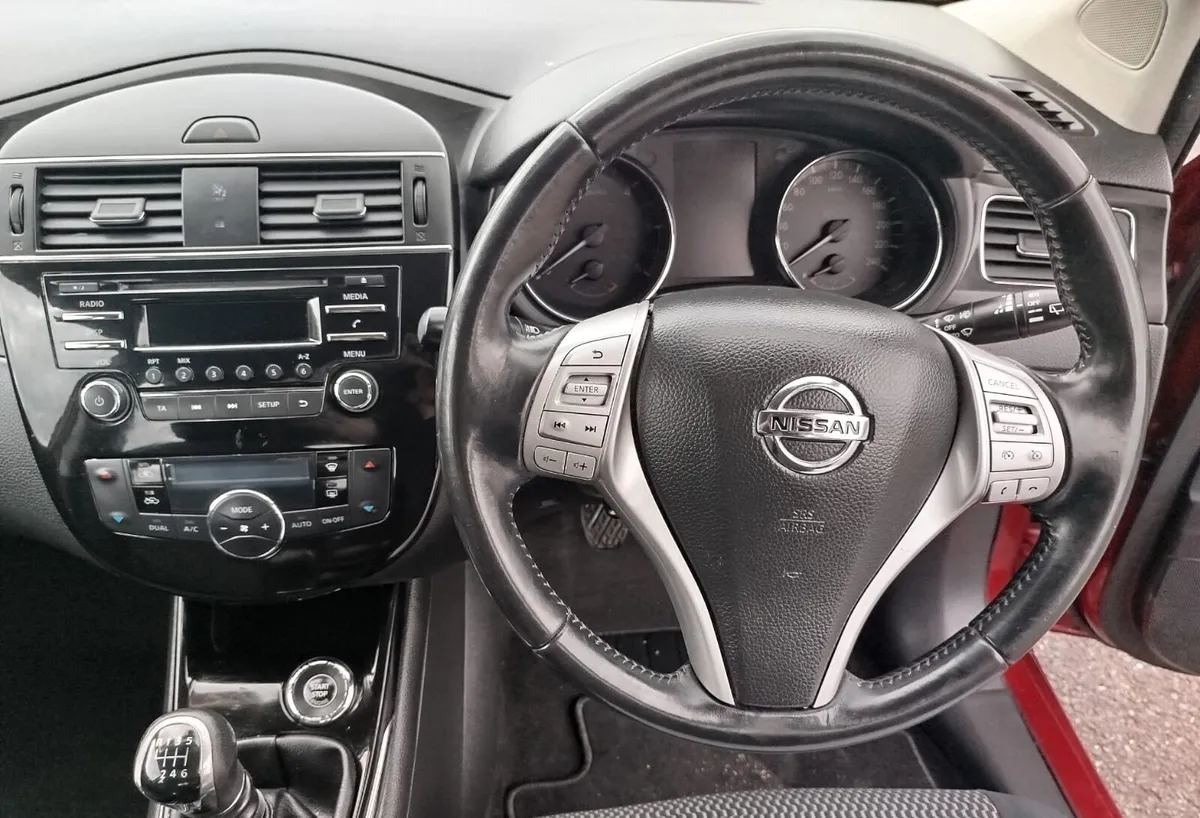 Nissan Pulsar 2015 - Image 2