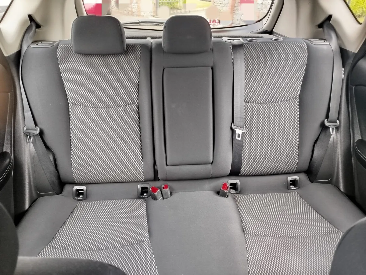 Nissan Pulsar 2015 - Image 4