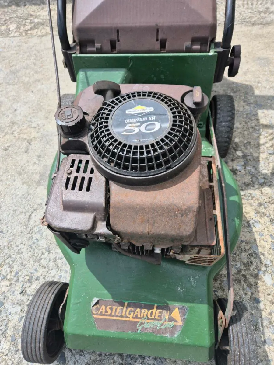 Castlegarden push lawnmower - Image 2