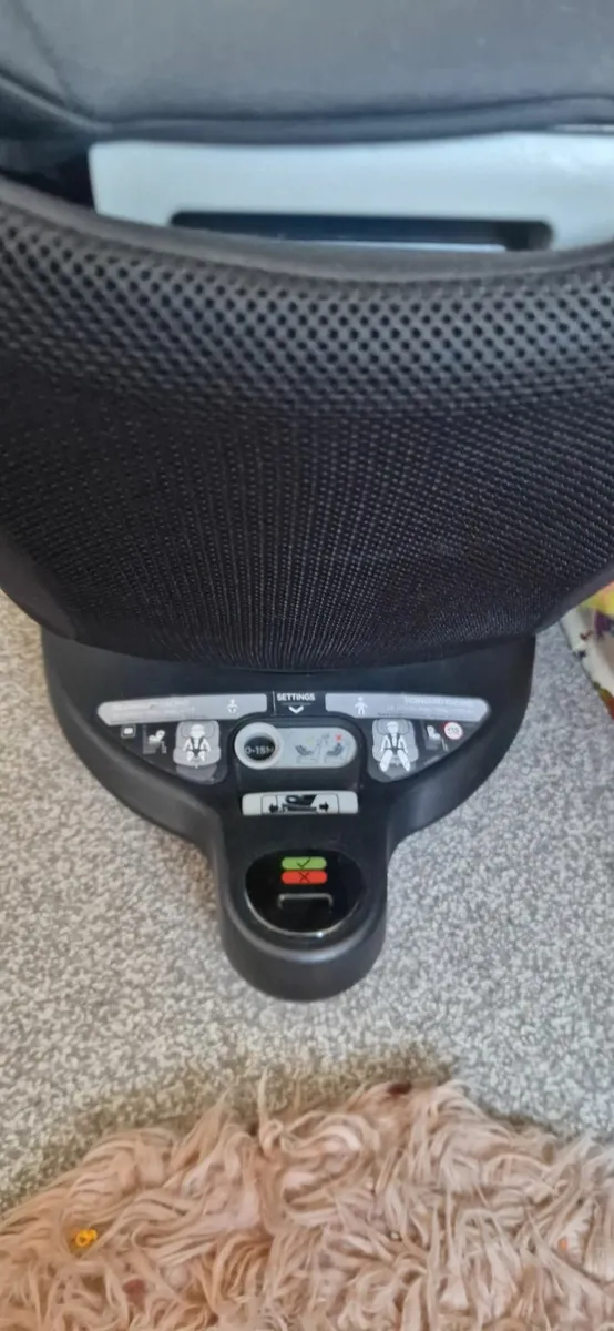Car seat - Image 2