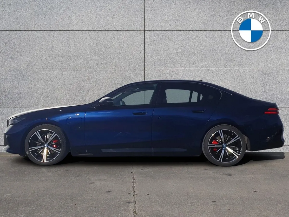 BMW 5 Series 530e M Sport - Image 3