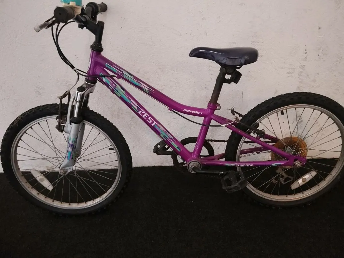 Girls 20inch bike - Image 1