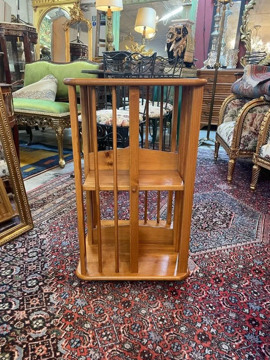 Lovely Late 20th Century Elm Wood Revolving Bookcase in Ercol Style. - Image 2