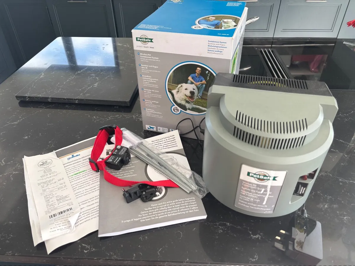 wireless dog containment system (PetSafe) - Image 1