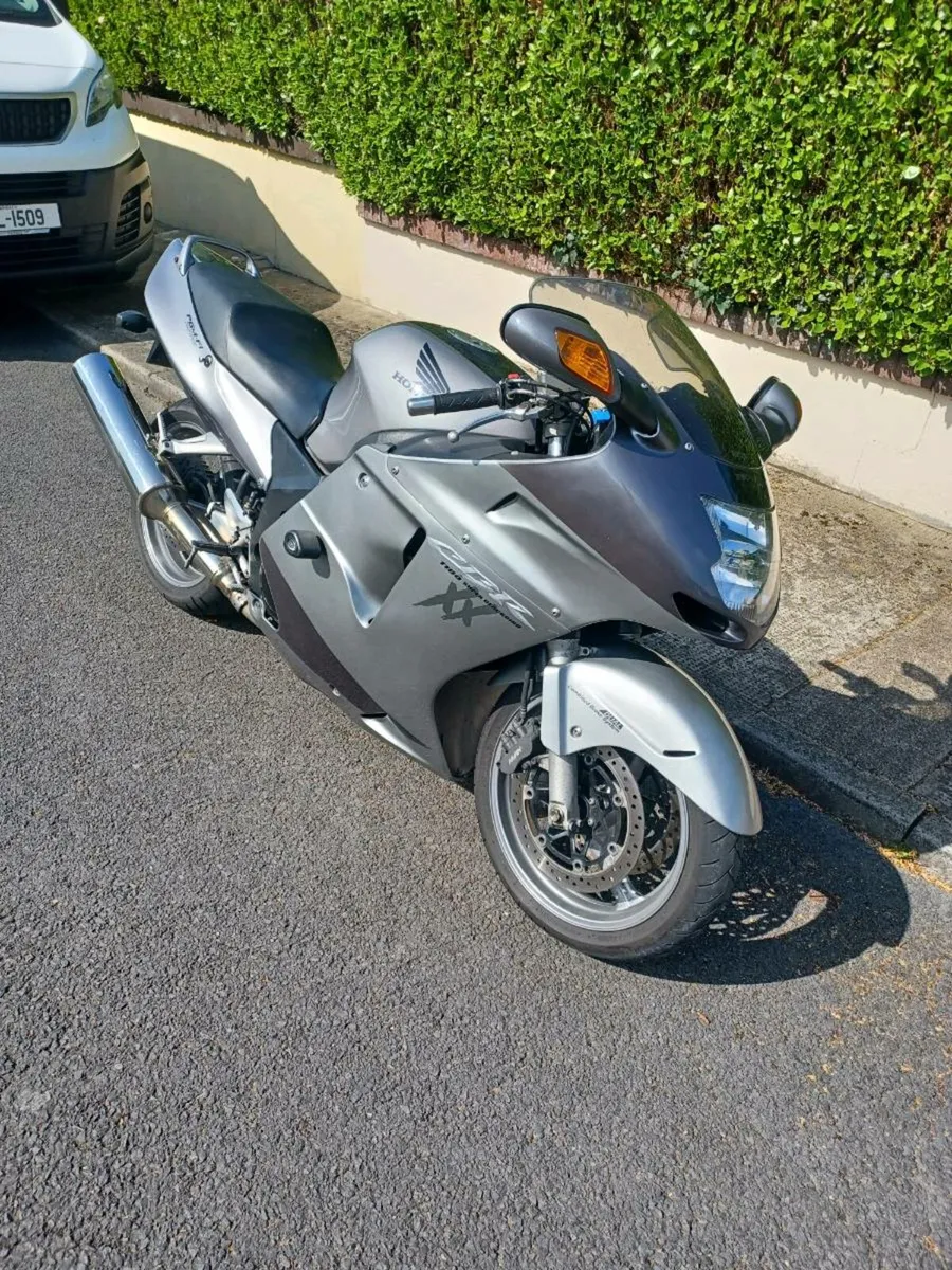 2007 Honda CBR1100XX Super Blackbird - Image 1