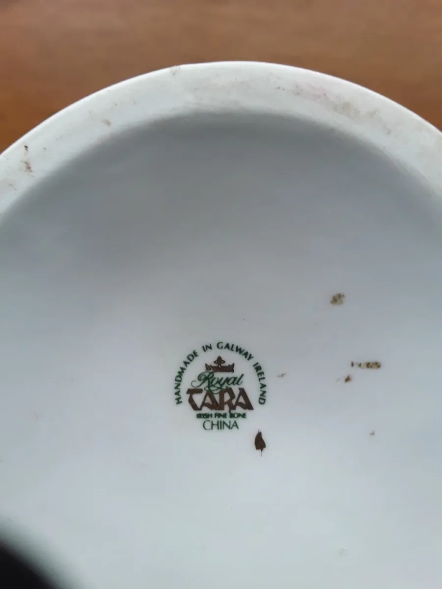 Lovely Tara vace perfect condition - Image 2