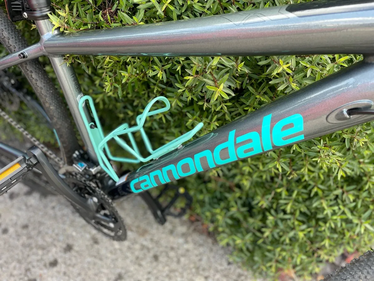 Cannondale Althea Disc 28” wheels  €280* as new - Image 2