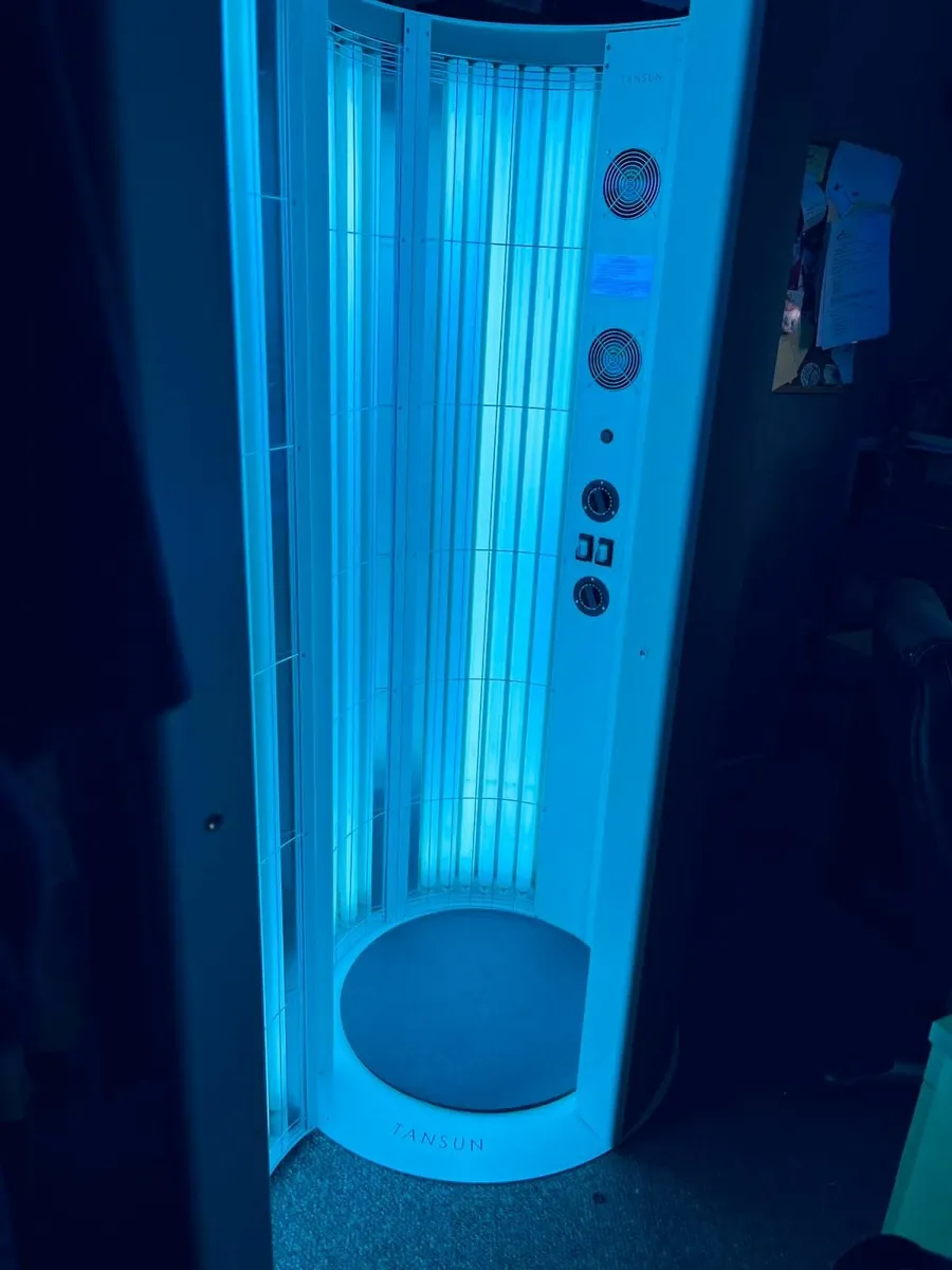 Sunbeds Home Rental - Image 2