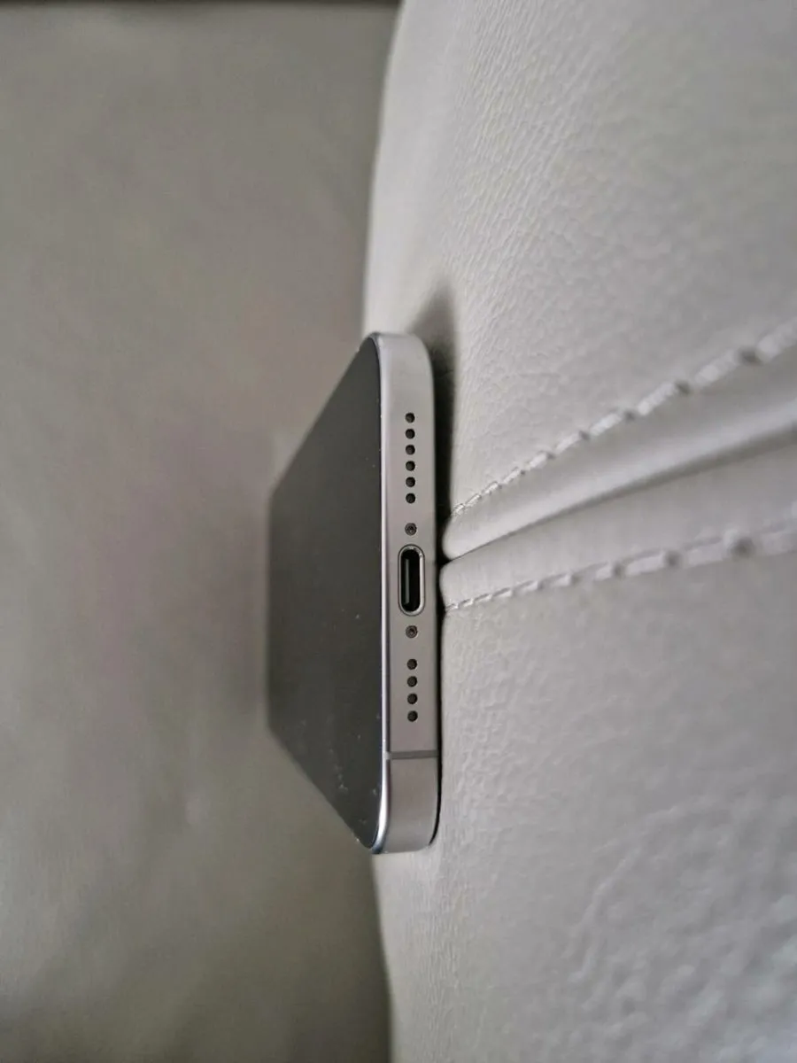 Iphone 15 pro max 256 sim free like new - Image 3