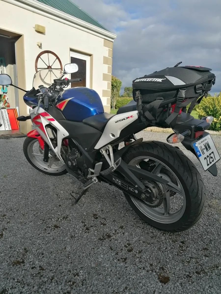 Honda Other 2011 - Image 1