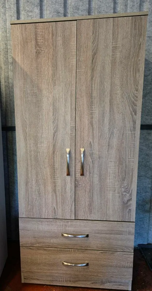 Wardrope - Image 1