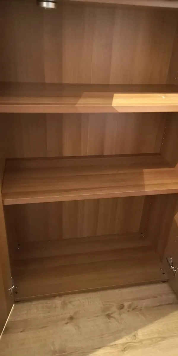 Cabinet - Image 3