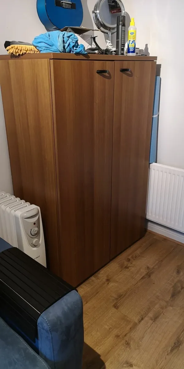 Cabinet - Image 4