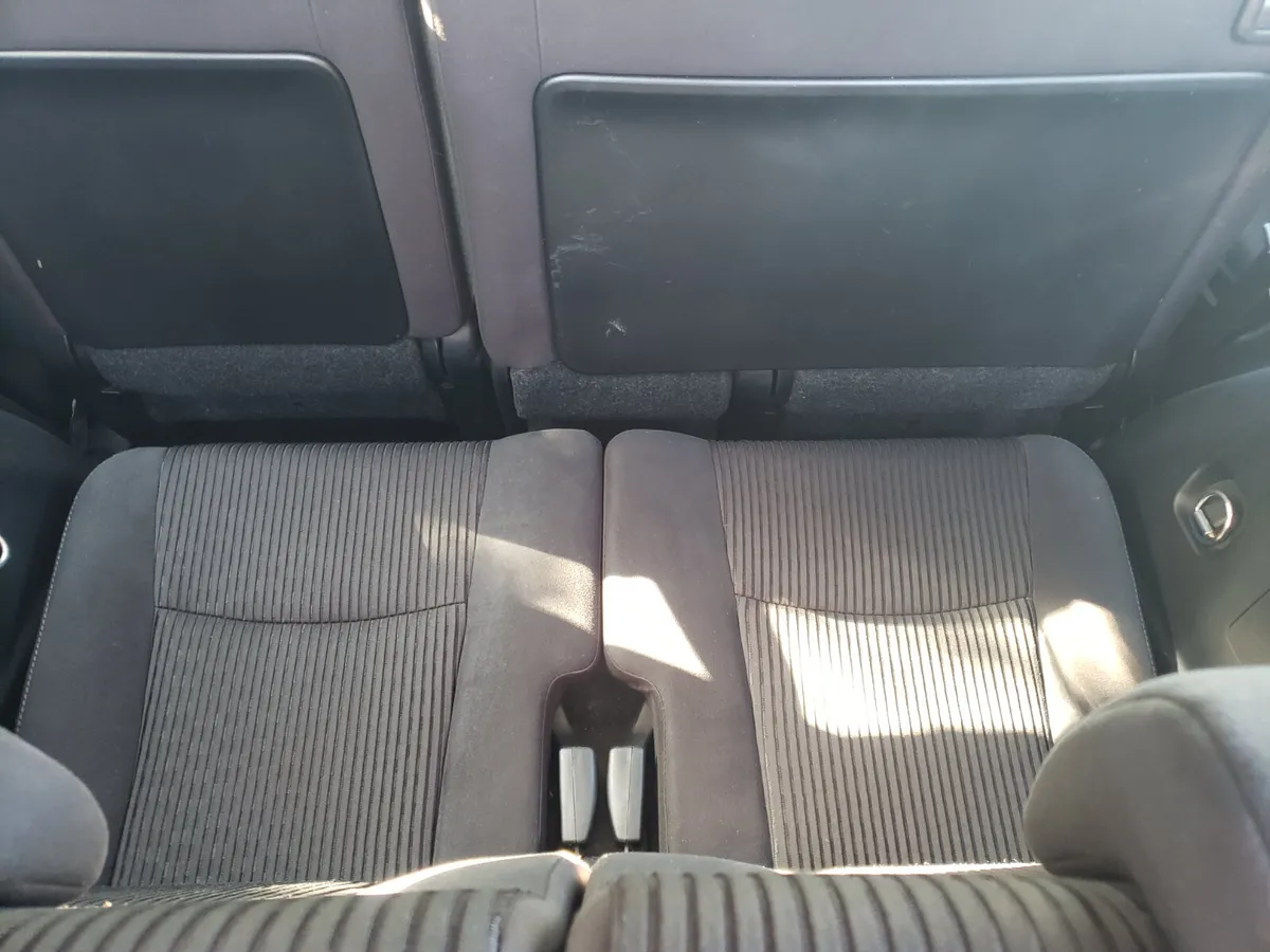Toyota Prius 2016 - Image 4