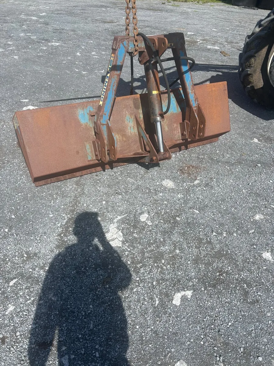 Power box - Image 2