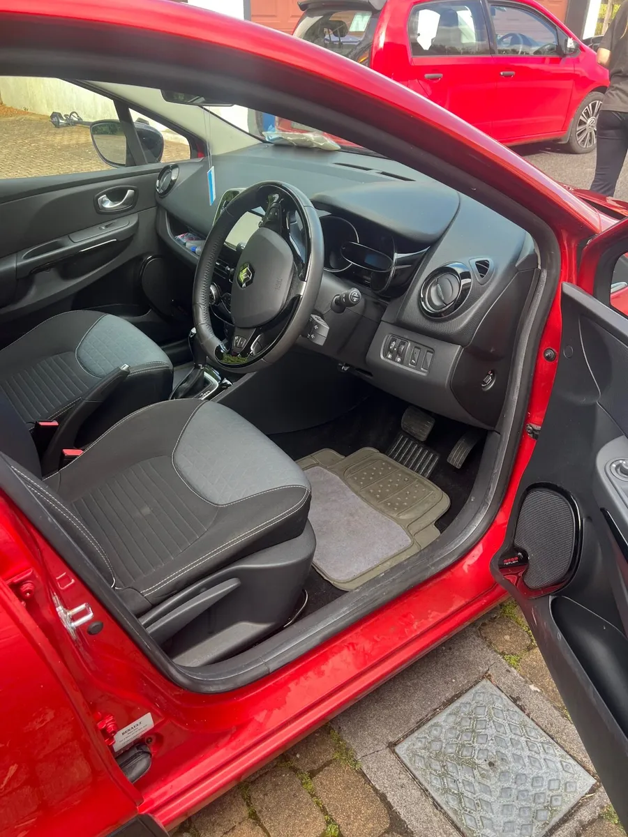 Renault Clio dynamique  1.5 2015 - Image 3