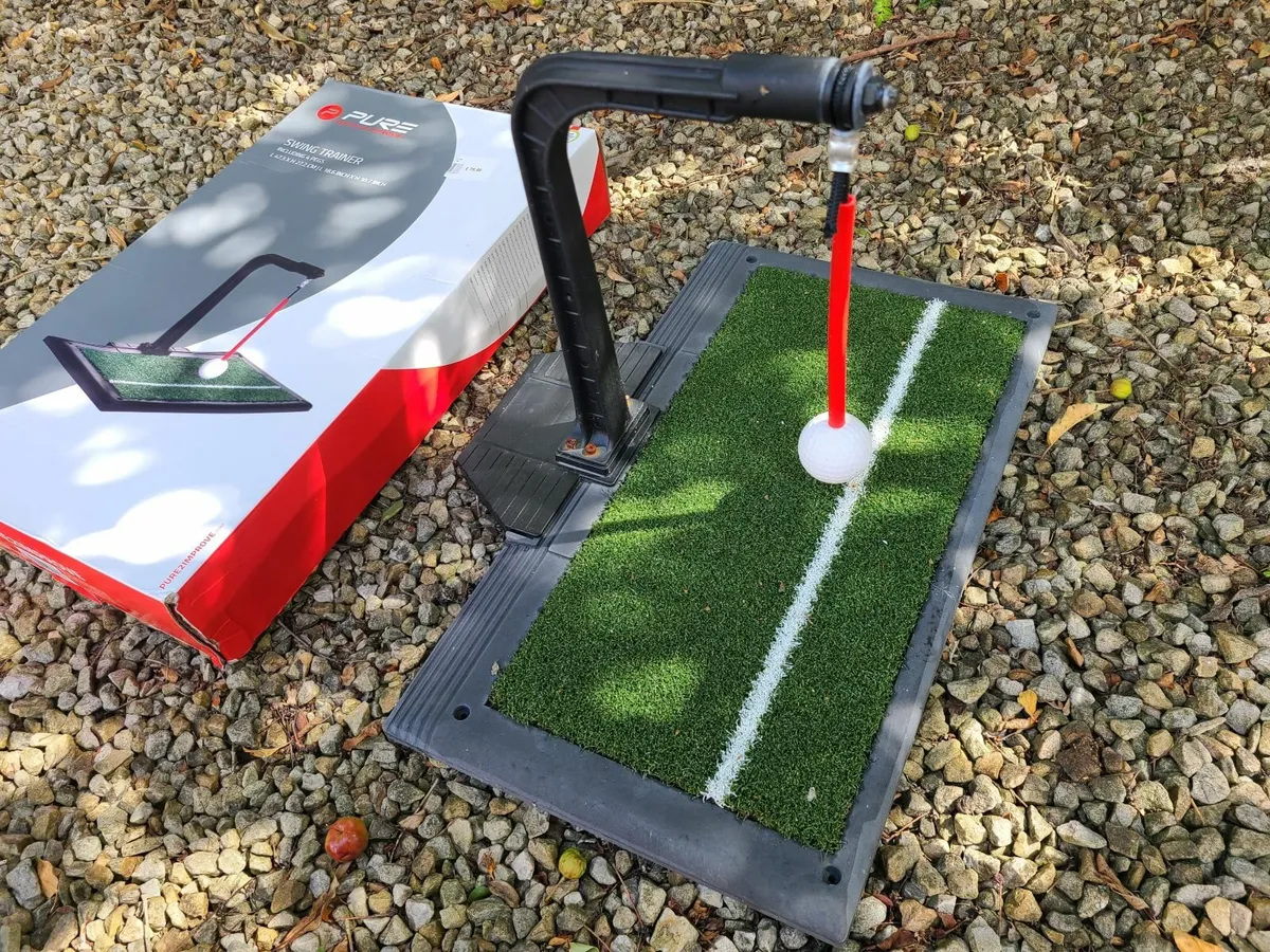 Golf swing trainer - Image 1