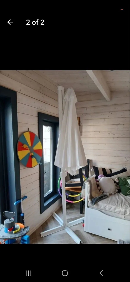 Garden sofa with umbrella - Image 4