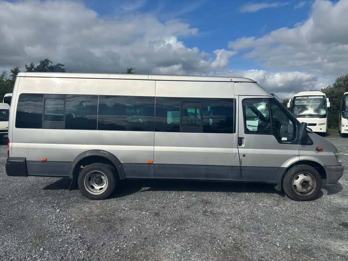 Transit minibuses - Image 1