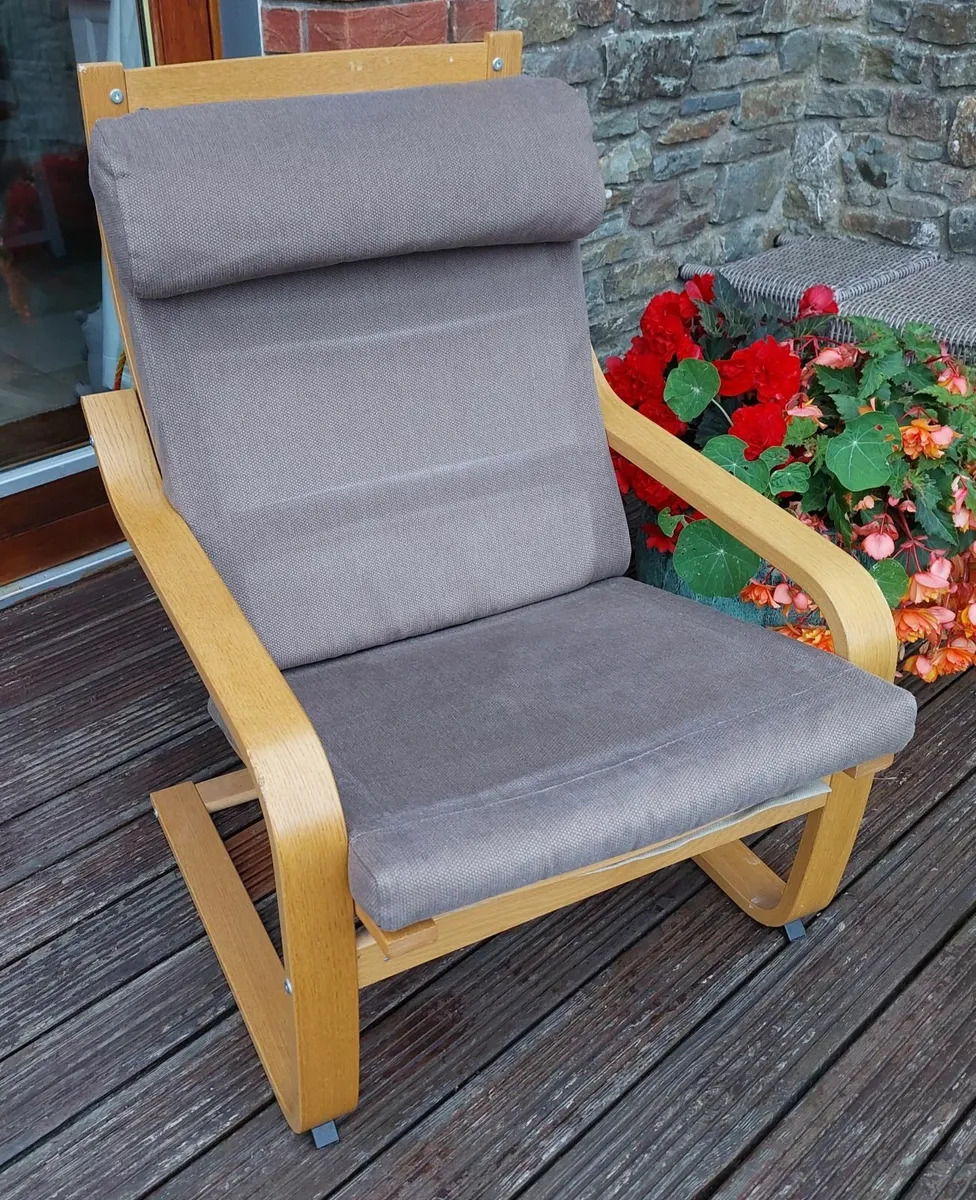 Rocking chair/ bedroom chair - Image 1