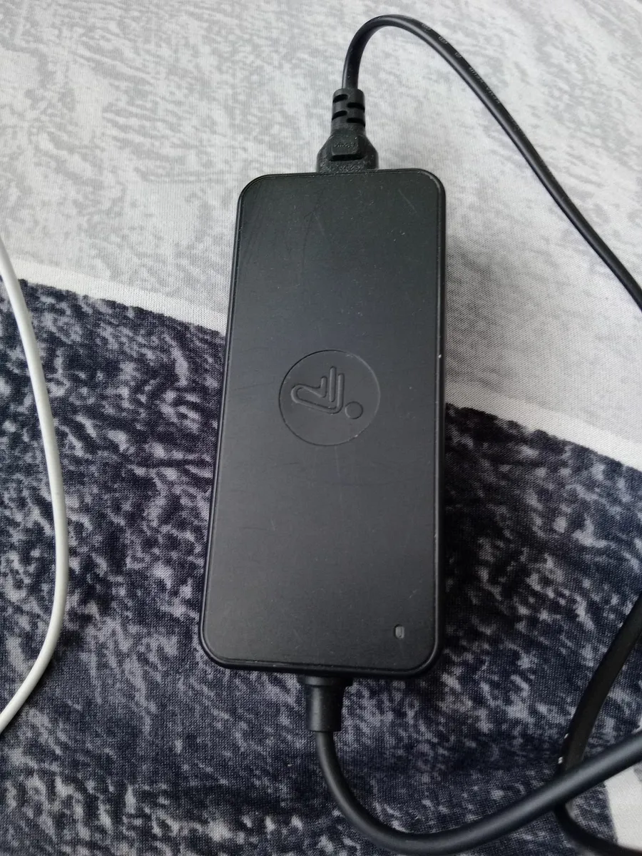 Charger - Image 1