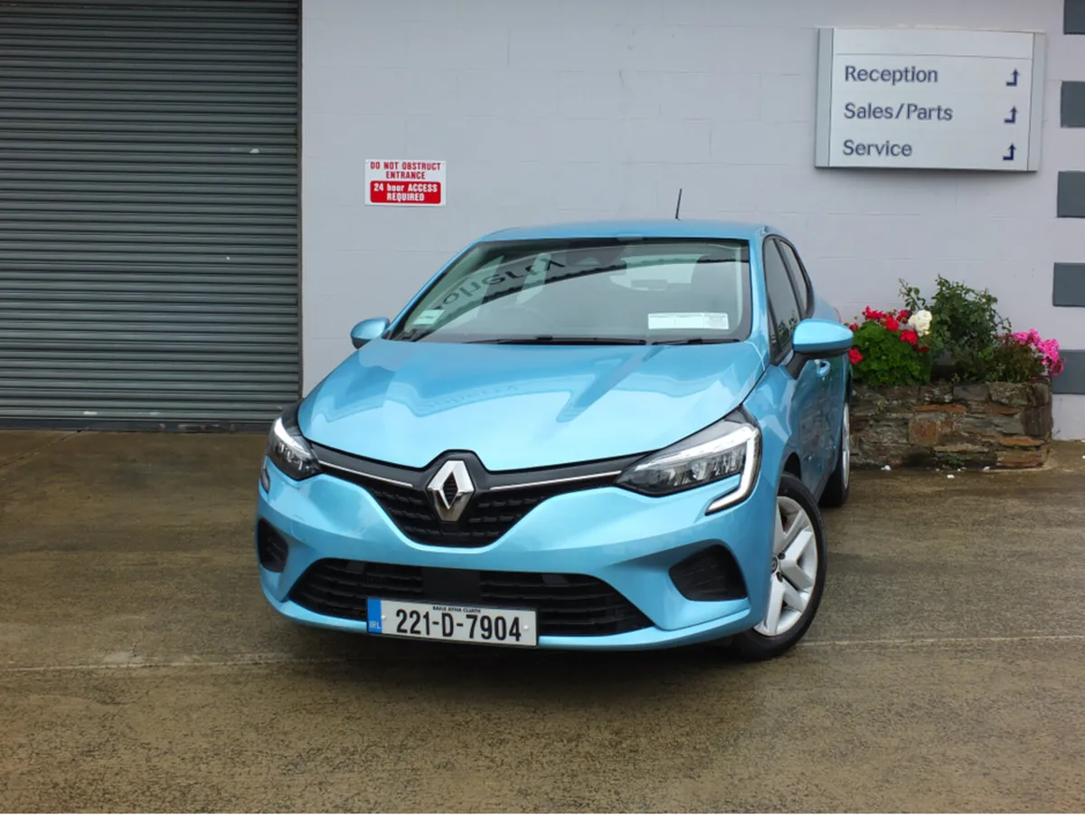 Renault Clio 5Dr - Image 1