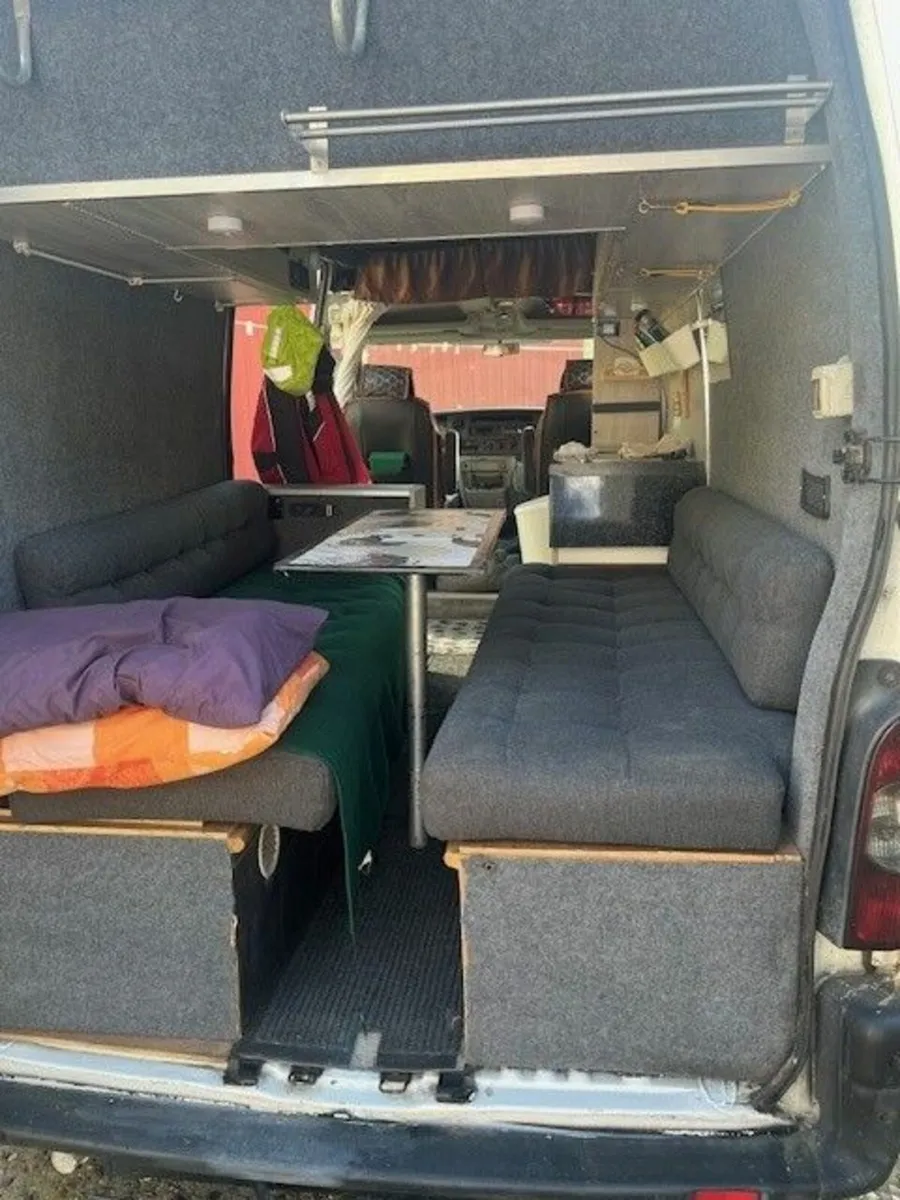 Camper 2006 Renault Master - Image 3
