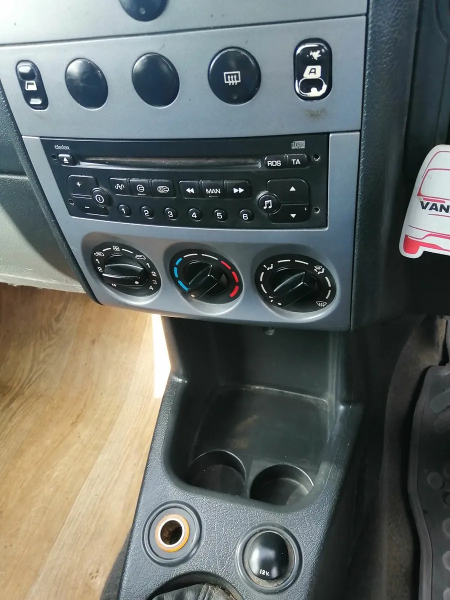 Peugeot Partner 2005 - Image 4