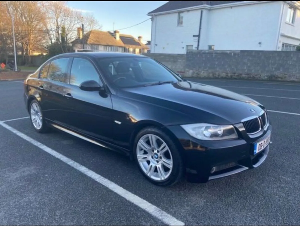 BMW 318i - Image 1