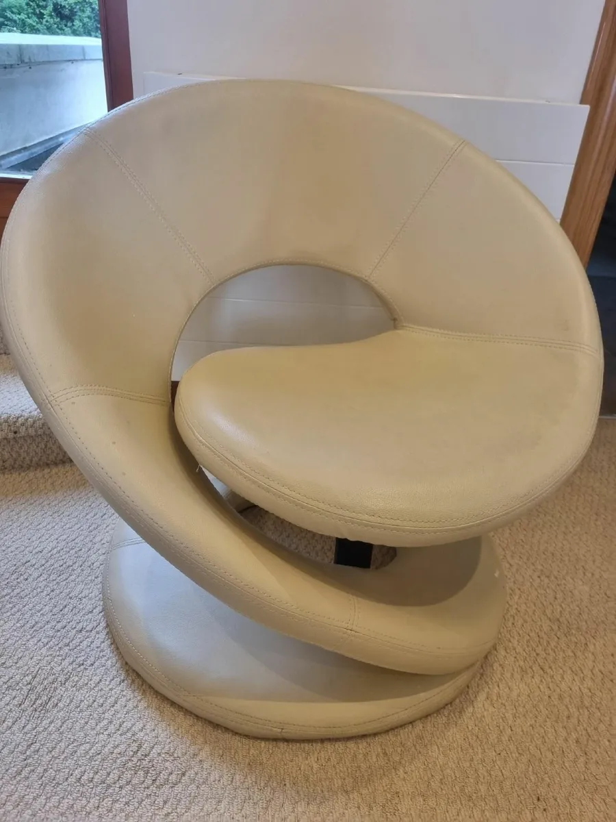 Cream leather swirl chair - Image 2