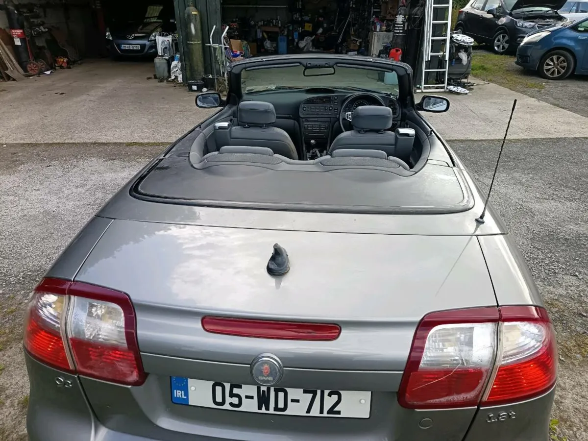 Sabb convertible 1.8 Tubro petrol - Image 3