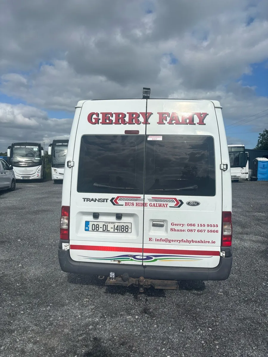 Transit minibus - Image 3