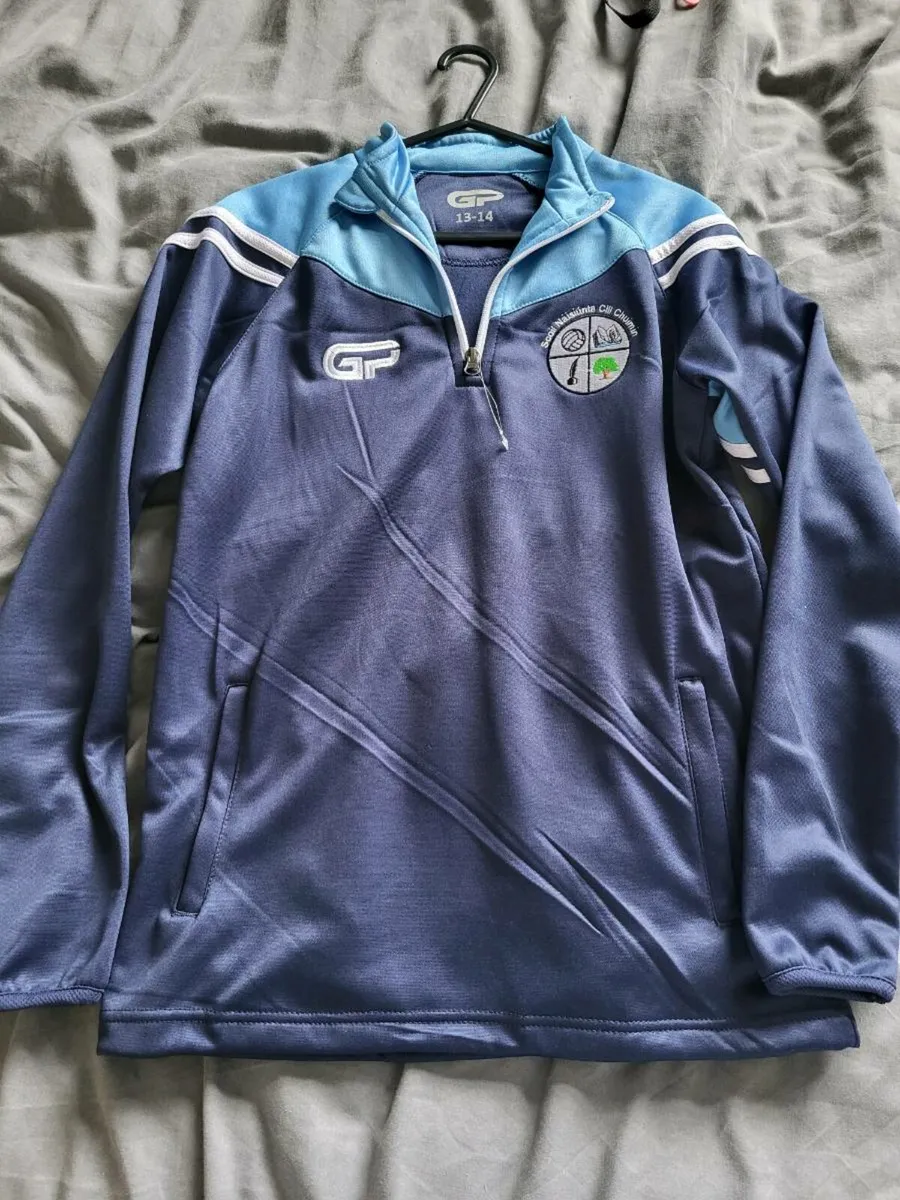 Uniform - Image 2