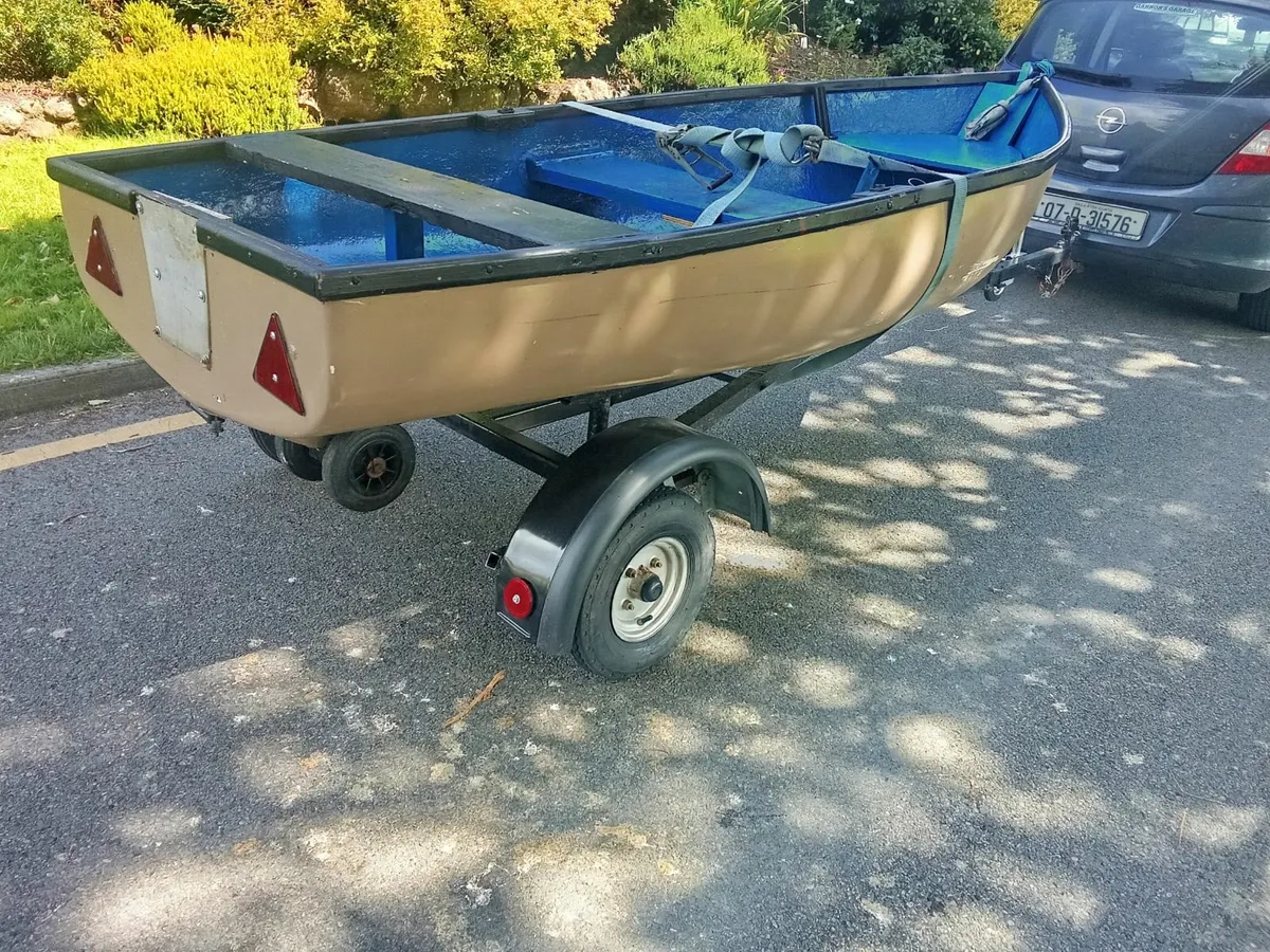11- ft Fiberglass boat+ trailer+engine - Image 4