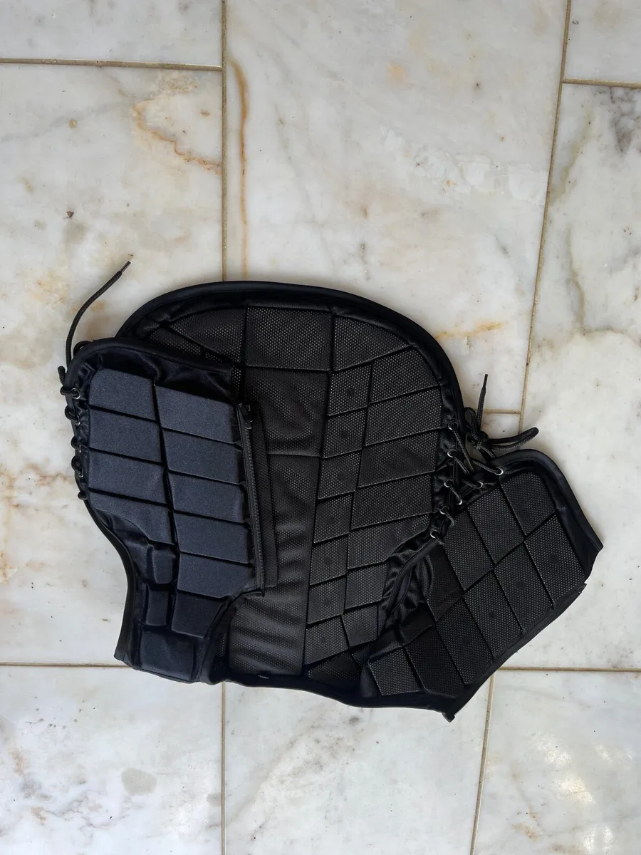 Equestrian Vest Back protector - Image 4