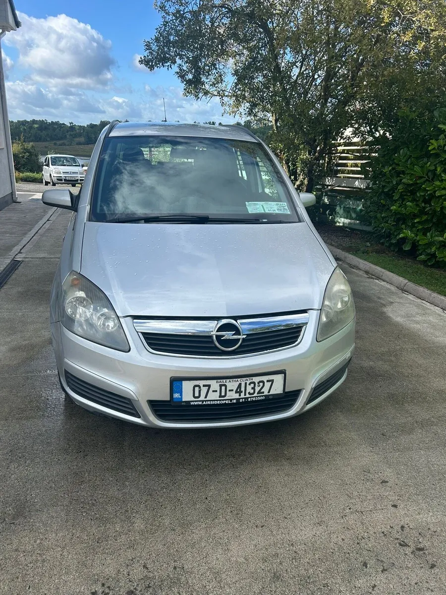 Opel Zafira - Image 1