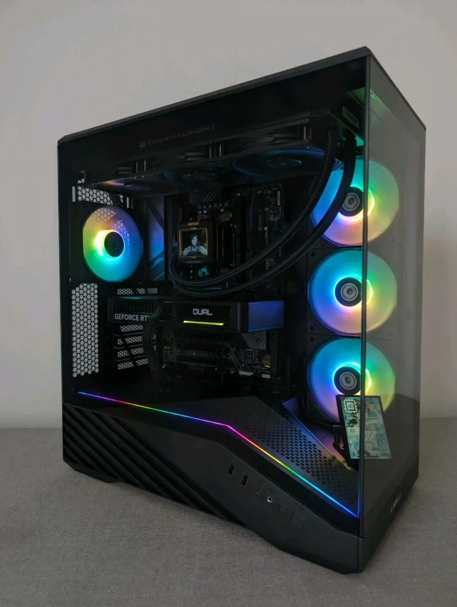 Lian Li Performance Gaming PC | AM5  | RTX | LCD - Image 3