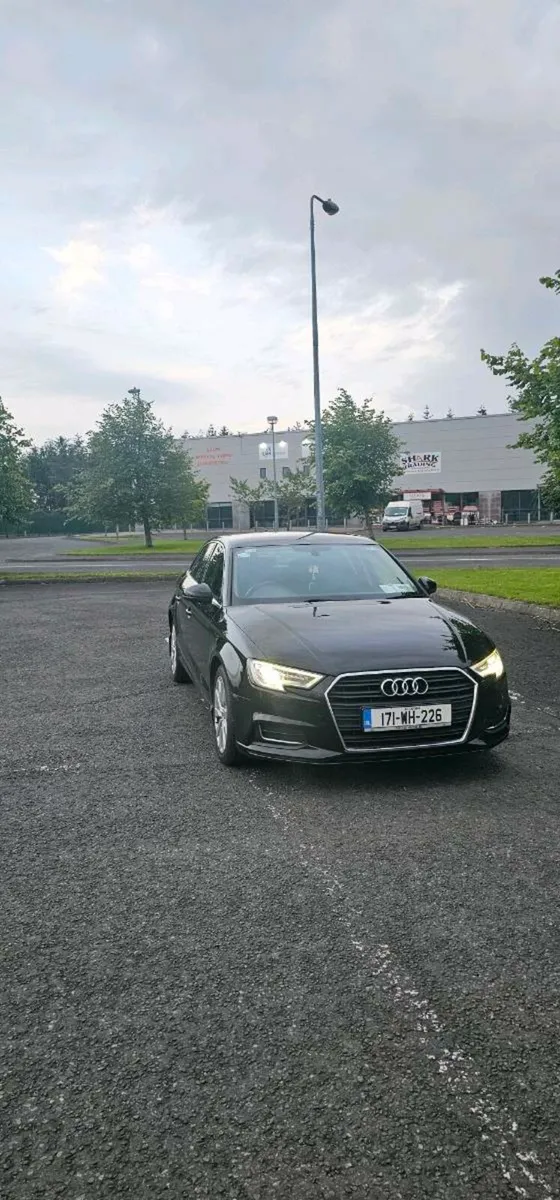 Car - Image 4
